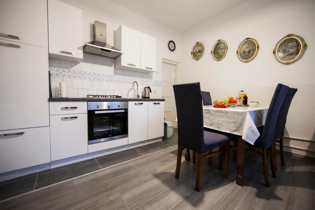 Apartman Kuca 150 Mala Subotica Eksteriør bilde