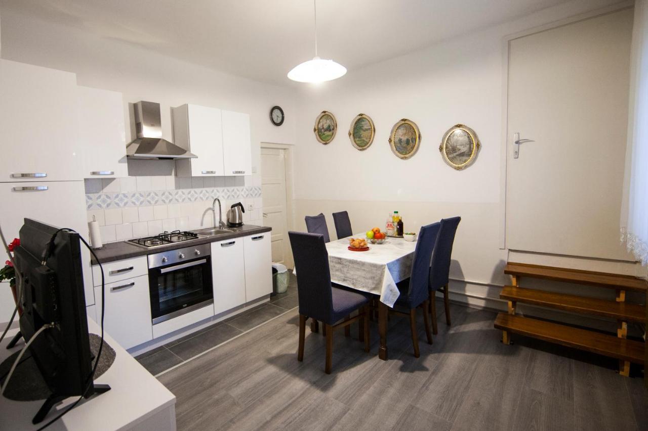 Apartman Kuca 150 Mala Subotica Eksteriør bilde